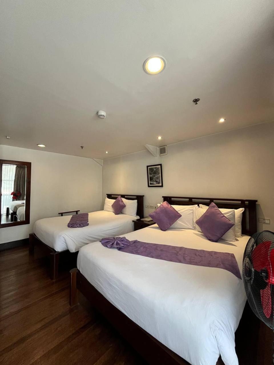 Log Cabin Hotel - Baguio Baguio City Habitación foto